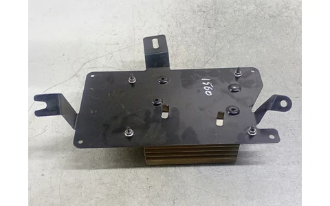 Amplificator antena 8E5035223 Audi A4 B7 (2004 - 2008) - imagine 2