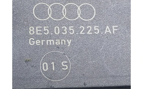 Amplificator antena 8E5035225AF Audi A4 B7 (2004 - 2008) - imagine 3