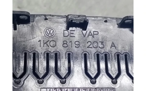 Grila ventilatie 1K0819203 Volkswagen Golf 6 (2008 - 2015) - imagine 3