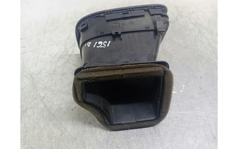 Grila ventilatie 5K0819704 Volkswagen Golf 6 (2008 - 2015) - imagine 2