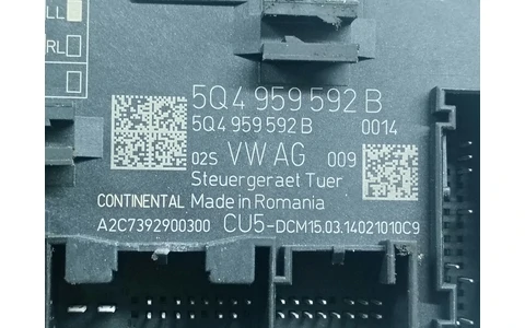 Modul confort usa fata dreapta 5Q4959592B Skoda Octavia 3 (2013 - 2017) - imagine 3
