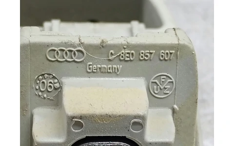 Maner plafon 8e0857607 Audi A4 B7 (2004 - 2008) - imagine 3