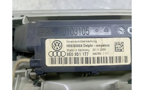 Plafoniera 8E0951177 Audi A4 B7 (2004 - 2008) - imagine 3