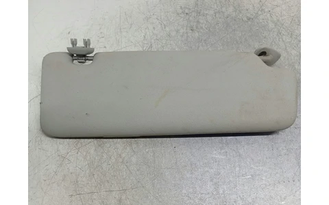 Parasolar stanga 8E01857551 Audi A4 B7 (2004 - 2008) - imagine 2