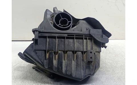 Carcasa filtru aer 03G133835B Audi A4 B7 (2004 - 2008) - imagine 2
