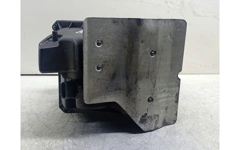 Carcasa filtru aer 03G133835B Audi A4 B7 (2004 - 2008) - imagine 5