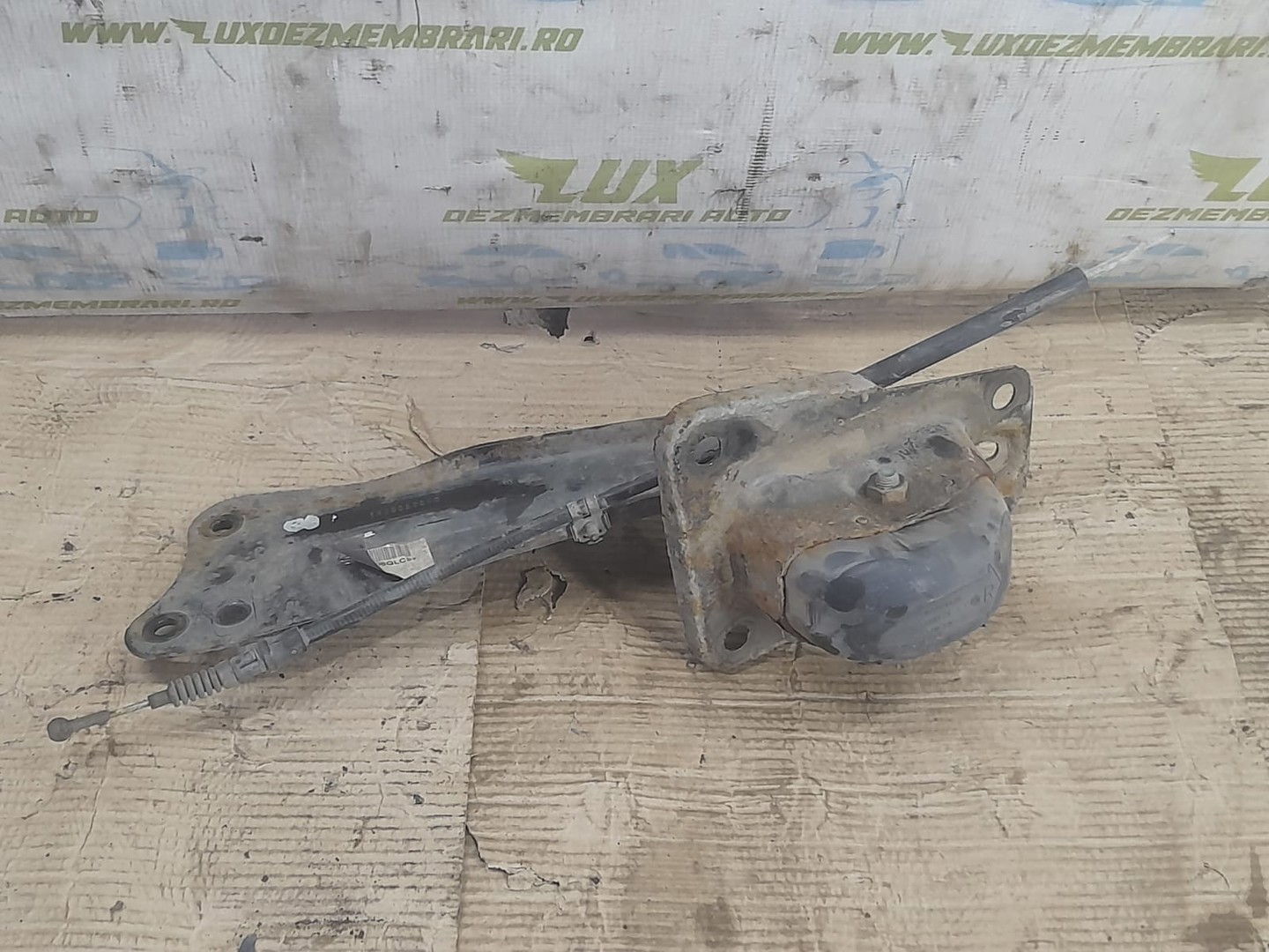 Brat suspensie stanga spate 1k0505226c Volkswagen Golf 5 (2003 - 2009)
