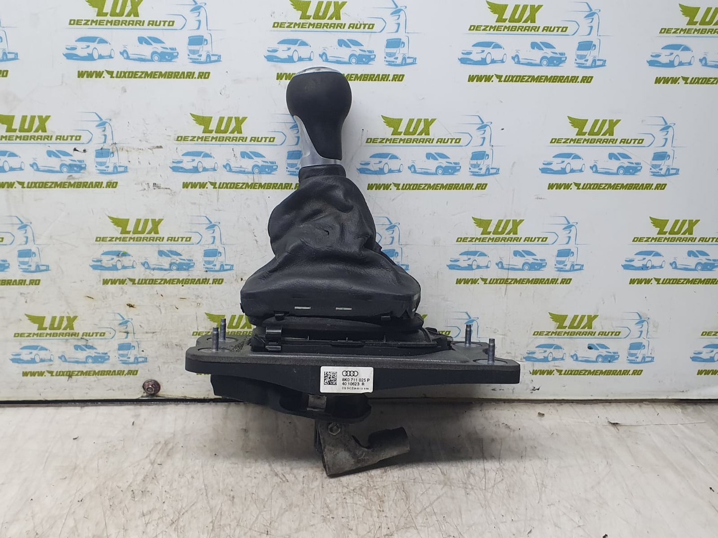 Timonerie manuala 6 trepte 8k0711025p Audi A4 B8/8K (facelift) (2011 - 2016)