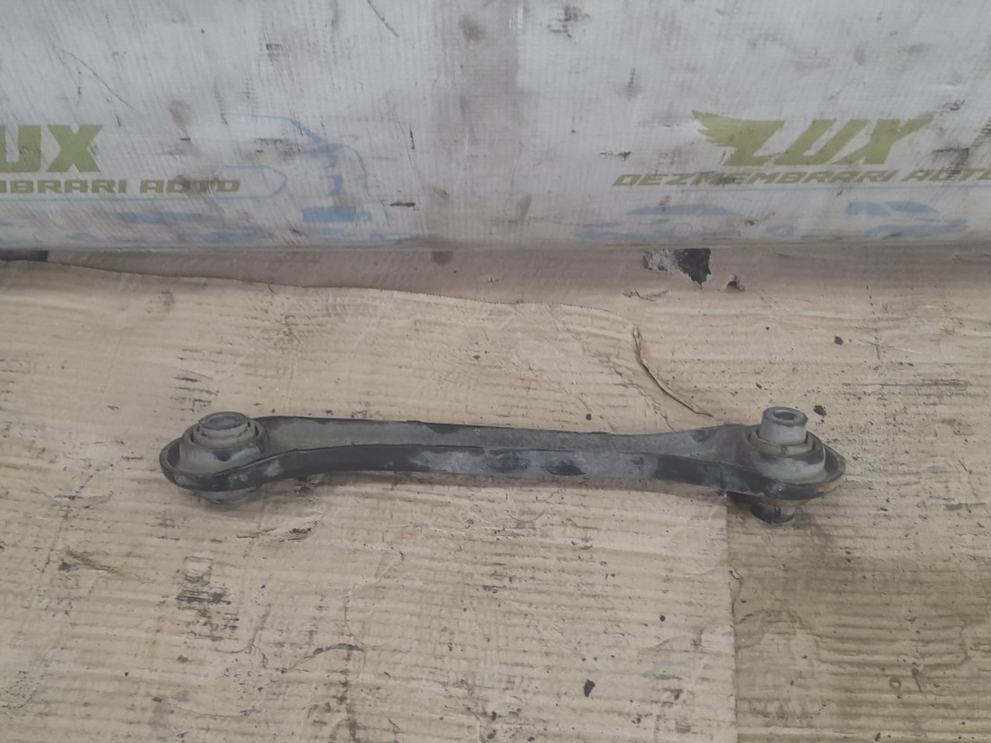 Brat suspensie dreapta spate 1k0501530c Volkswagen Golf 5 (2003 - 2009)