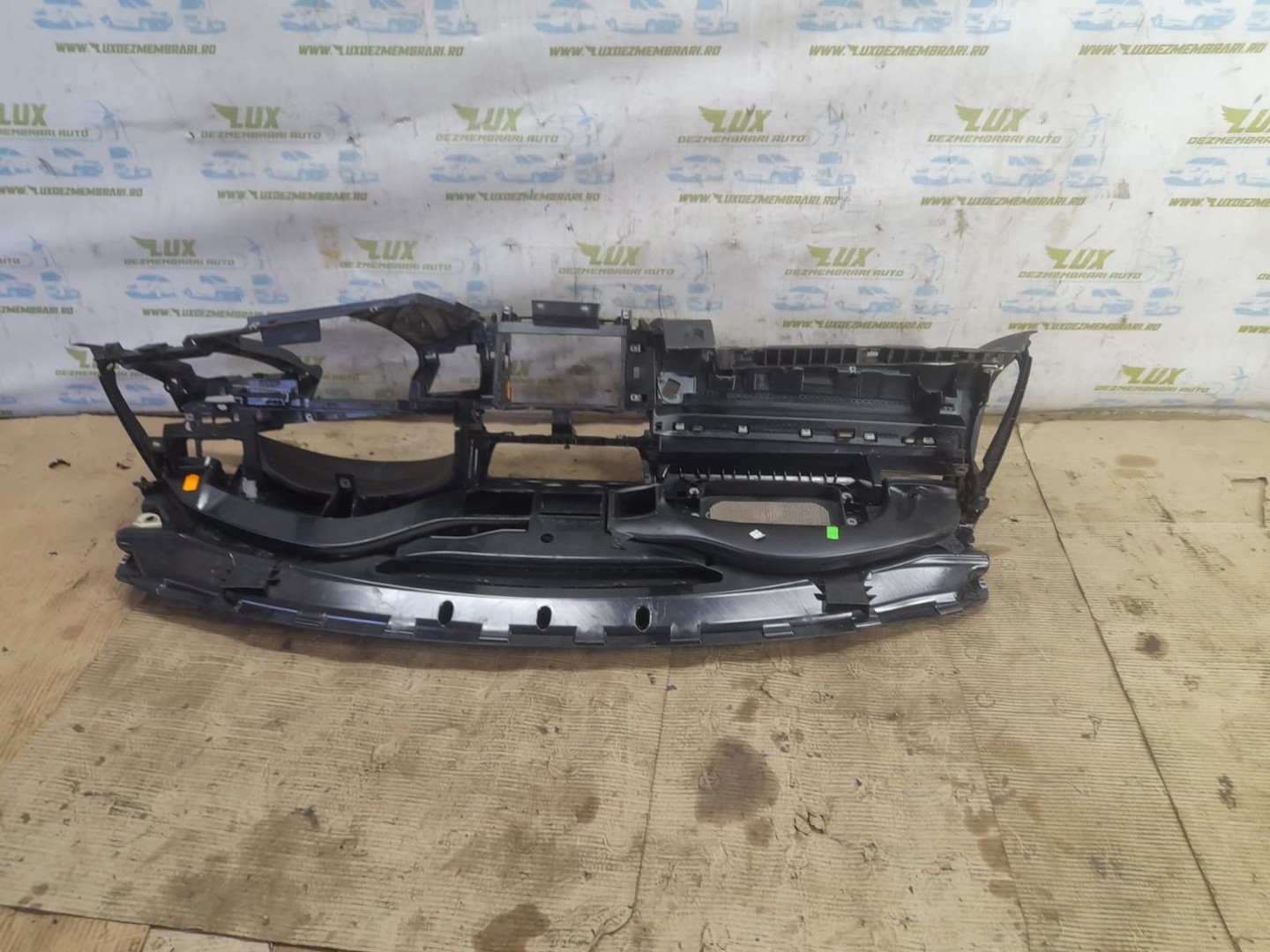 Plansa bord Volkswagen Passat B6 (2005 - 2010)