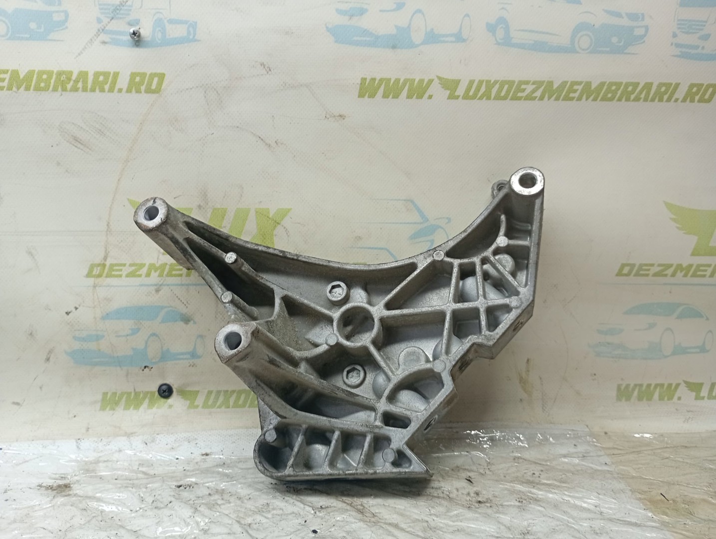 Suport motor 03L199207 Volkswagen Golf 6 (2008 - 2015)