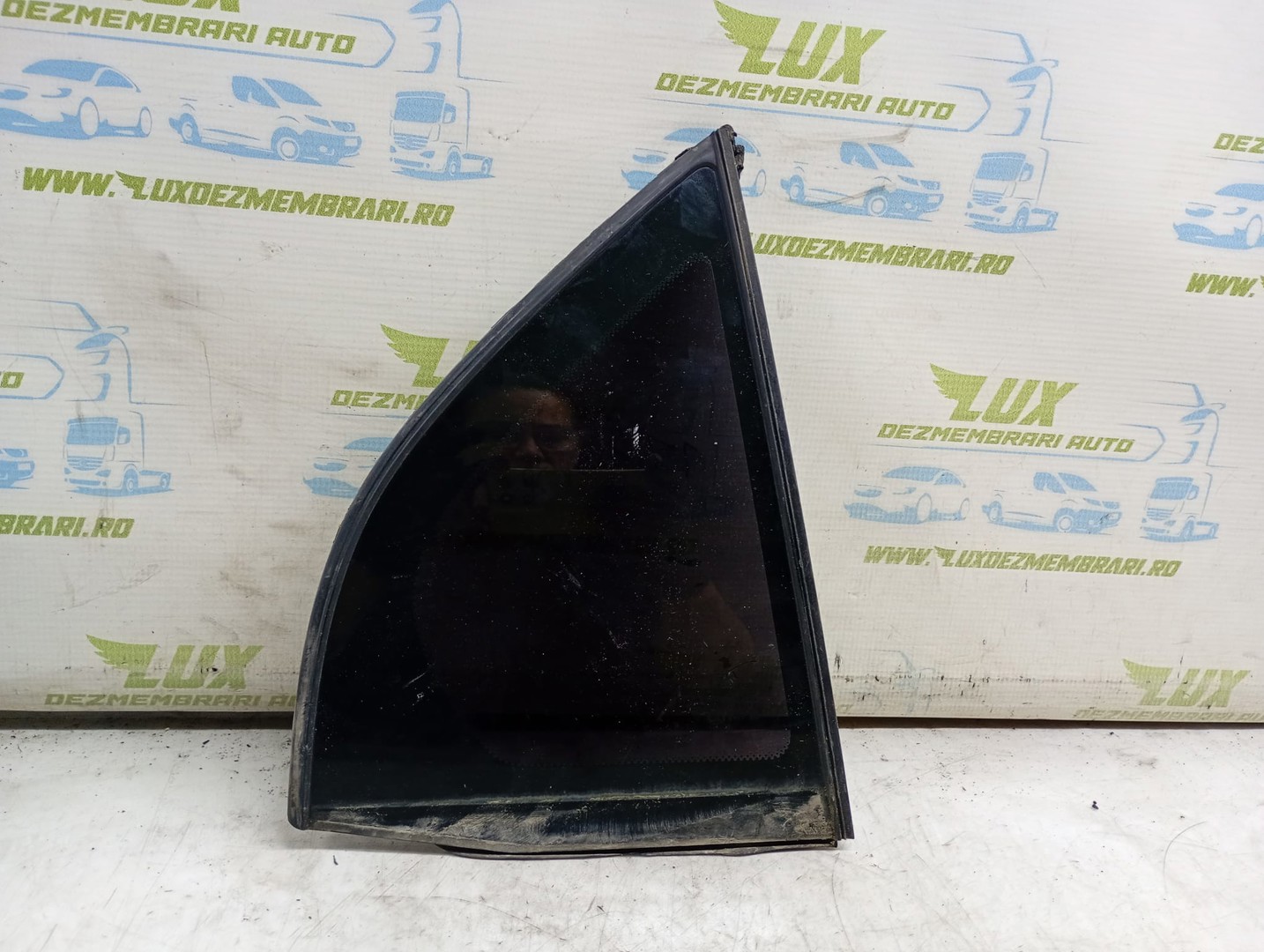 Geam fix dreapta spate Cadillac BLS 1 (2006 - 2009)