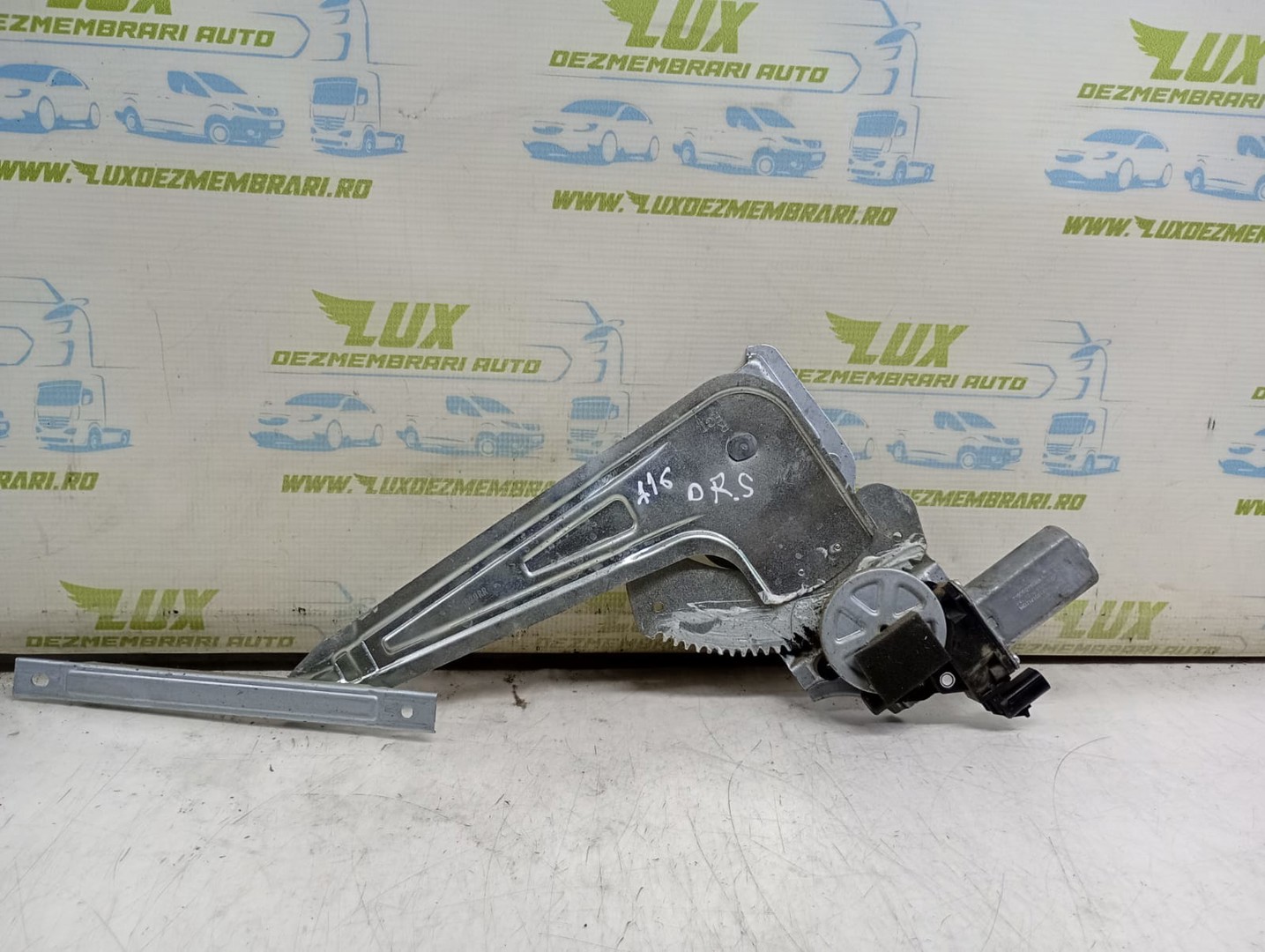 Macara geam dreapta spate 7050EGTR002 Dacia Spring 1 (2021 - 2023)