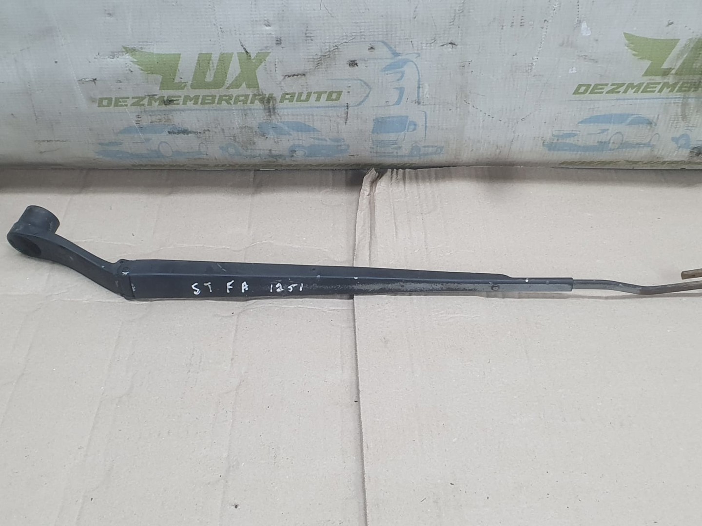 Brat stergator parbriz stanga Hyundai Accent MC (2006 - 2011)