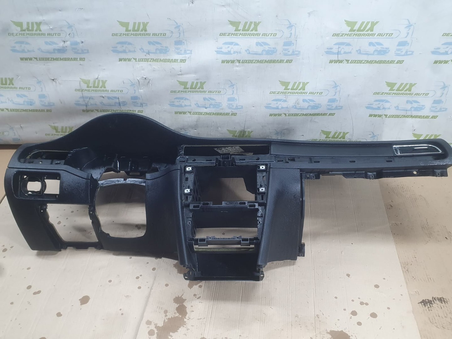 Plansa bord 3T1857007C Skoda Superb 2 (2008 - 2013)