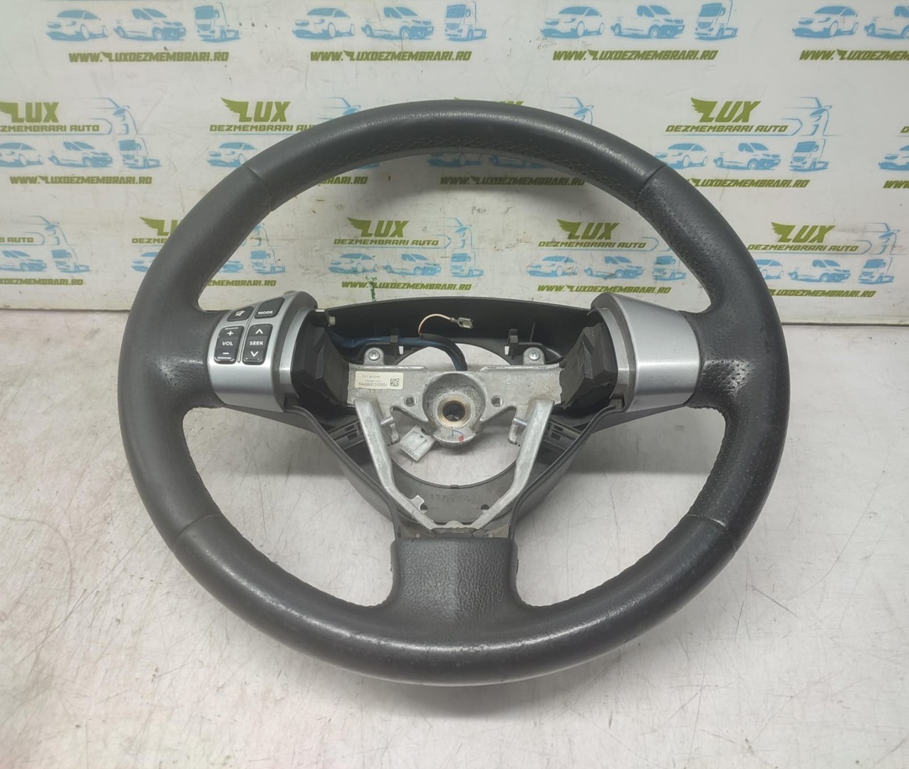 Volan in 3 spite cu comenzi Suzuki SX4 1 (facelift) (2009 - 2014)
