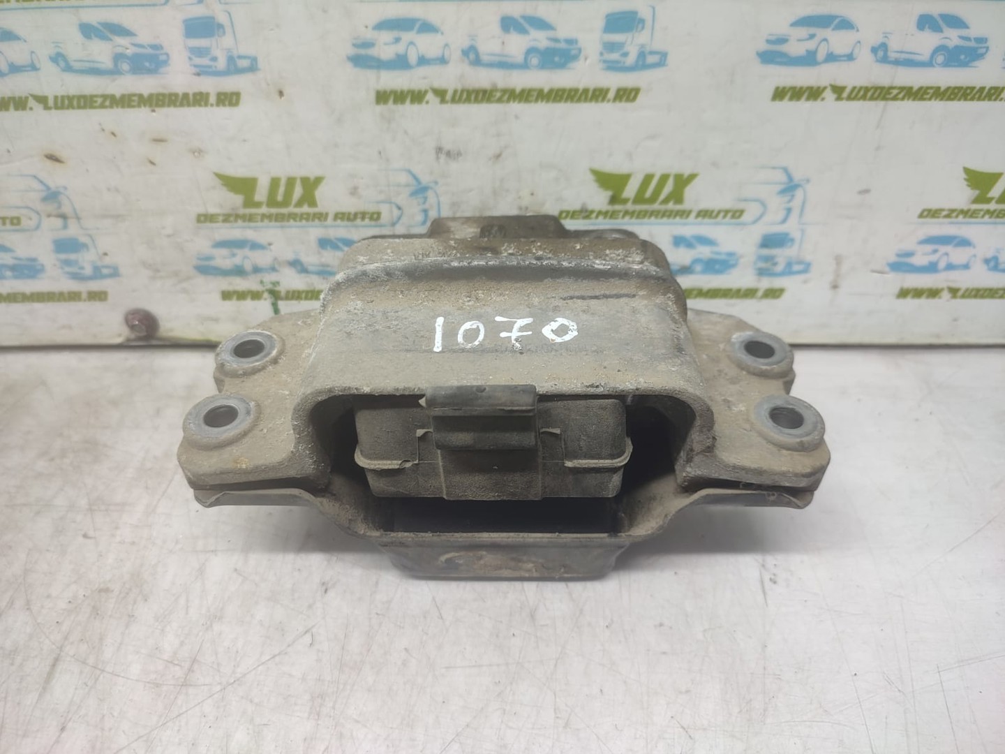 Suport motor 173149A Skoda Octavia 2 (facelift) (2008 - 2013)