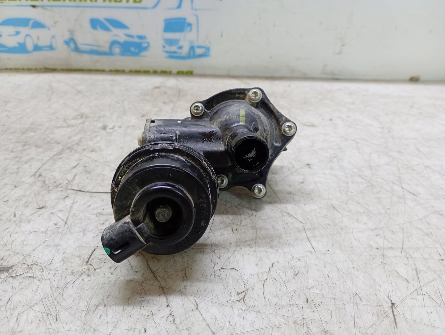 Carcasa termostat 922306682r Renault Arkana 1 (2019 - 2020)