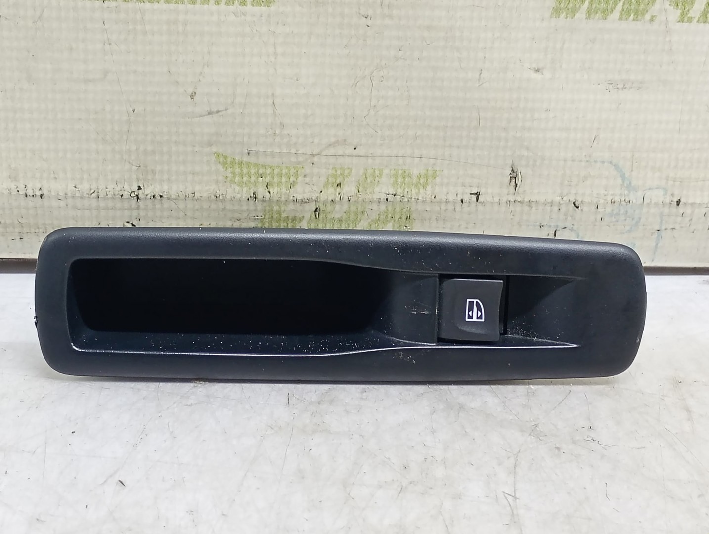 Buton geam 82950004R Renault Grand Scenic 3 (2th facelift) (2013 - 2016)