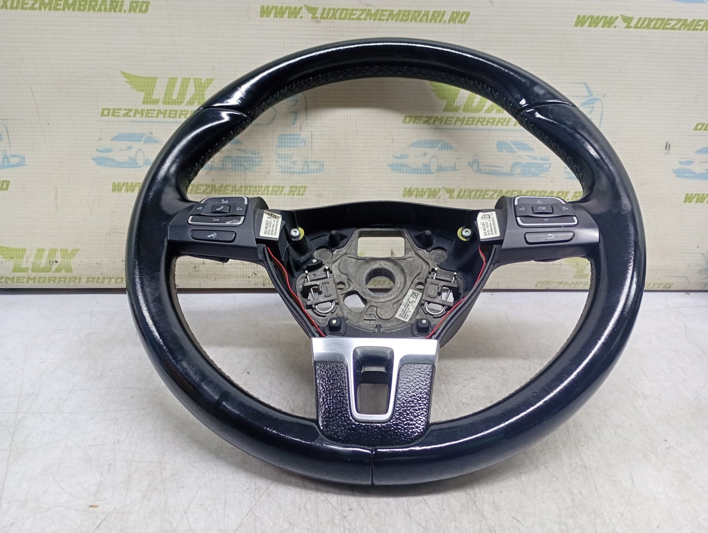 Volan in 3 spite cu comenzi 3C8419091 Volkswagen Passat B7 (2010 - 2015)