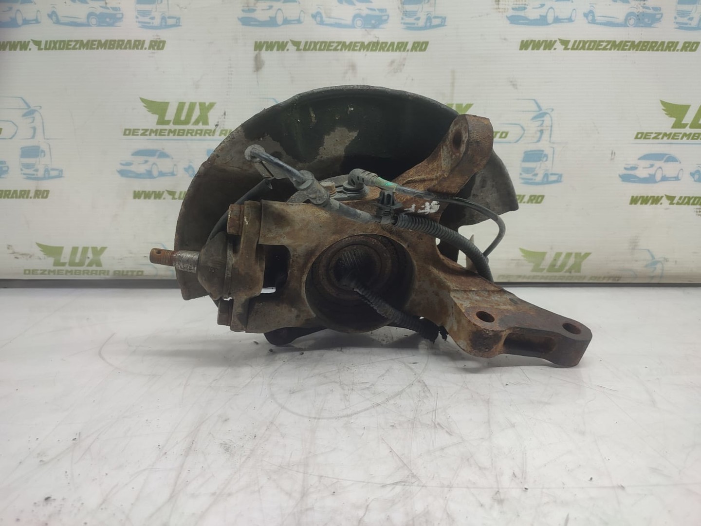Fuzeta stanga fata Hyundai Tucson 1 (2004 - 2010)