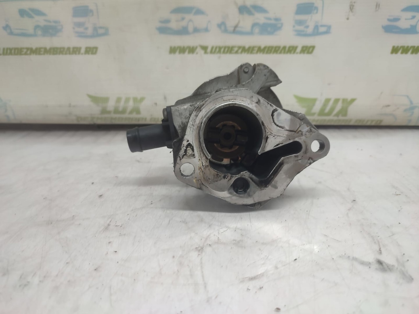 Pompa vacuum 146505272r Dacia Duster 1 (facelift) (2013 - 2017)