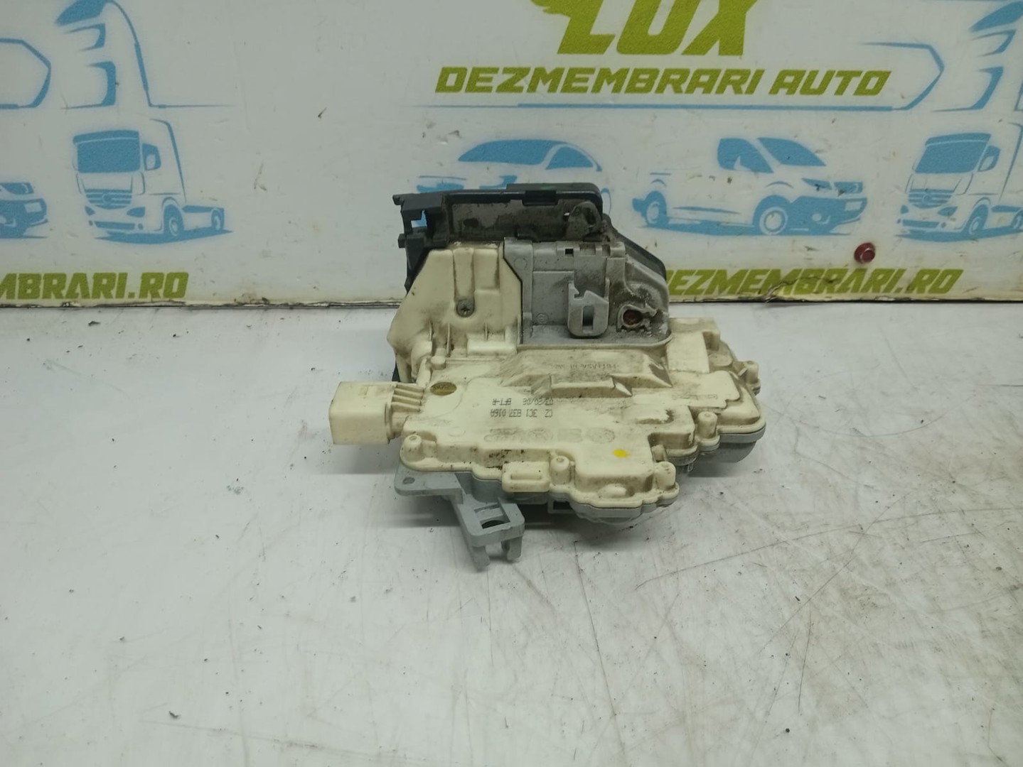 Broasca dreapta fata 3c1837016A Volkswagen Passat B6 (2005 - 2010)