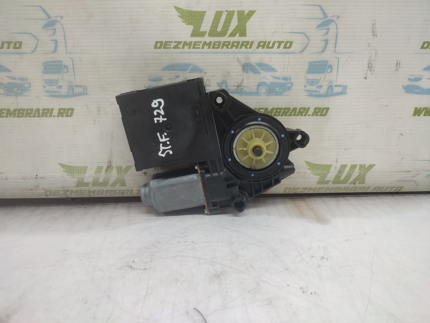 Motoras geam stanga fata 5k0959793 Volkswagen Golf 6 (2008 - 2015)
