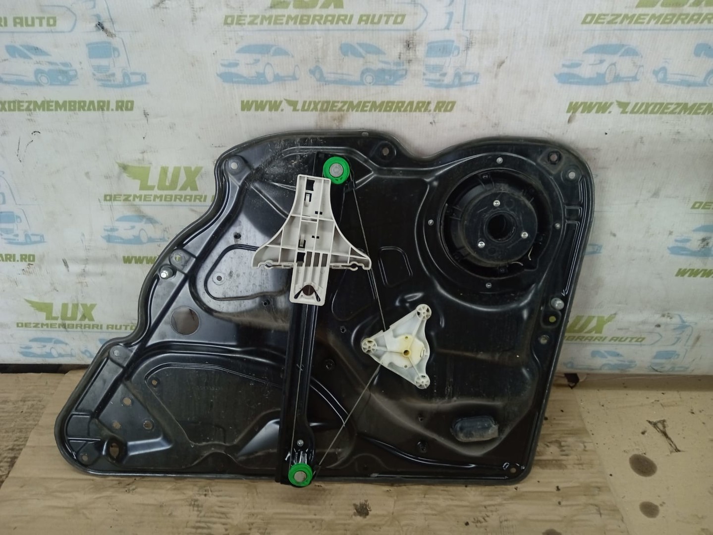 Macara geam stanga spate 3c4839755 Volkswagen Passat B6 (2005 - 2010)