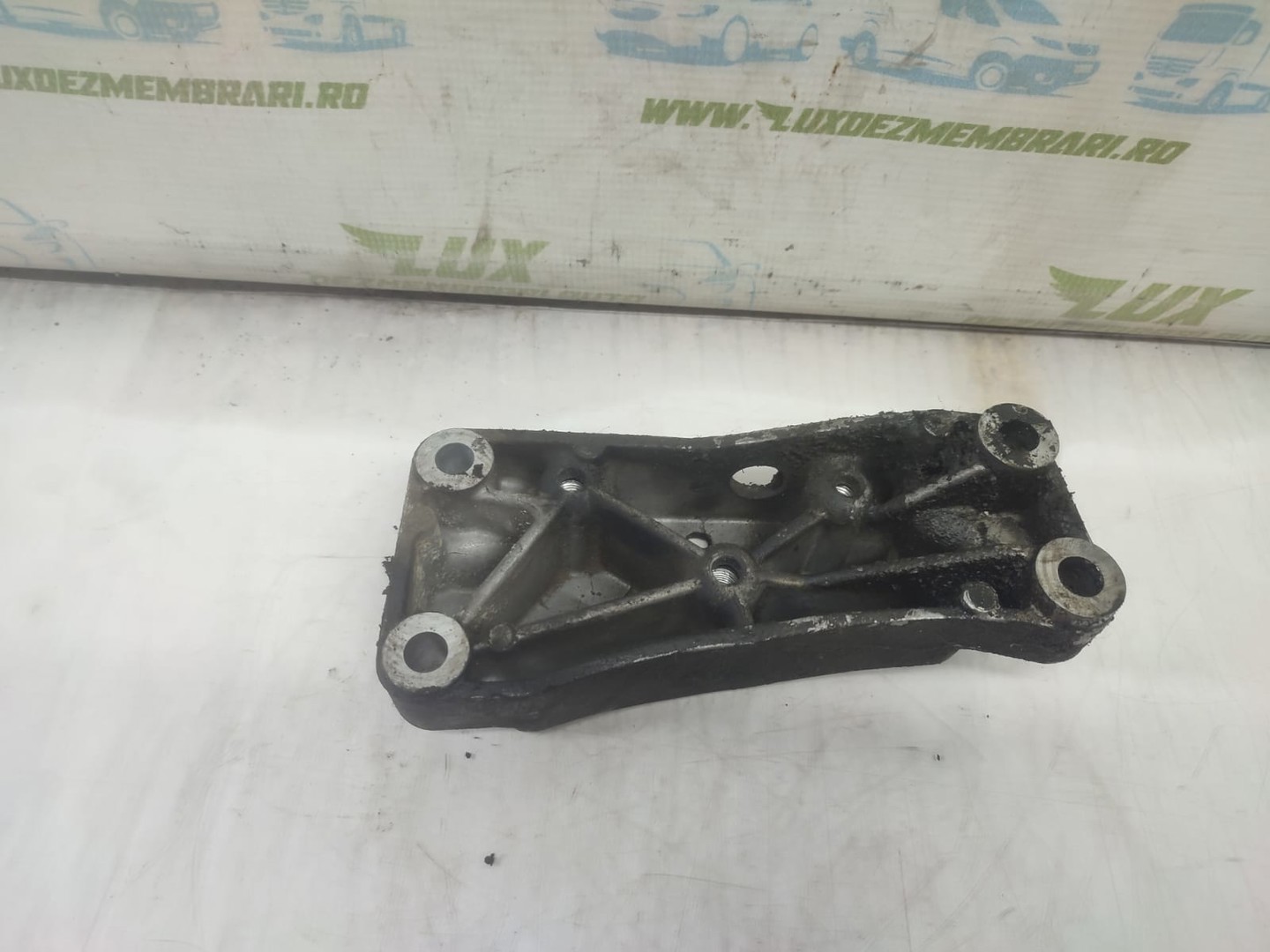 Suport cutie viteze 1k0199117 Volkswagen Passat B6 (2005 - 2010)