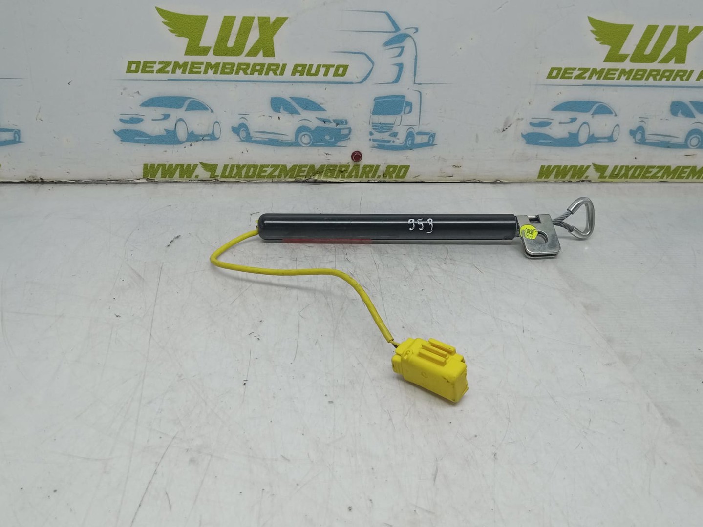 Pretensioner 3c0857804 Volkswagen Passat B6 (2005 - 2010)