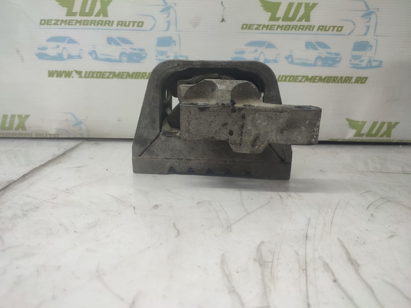 Suport motor 1k0199262 Volkswagen Passat B6 (2005 - 2010)