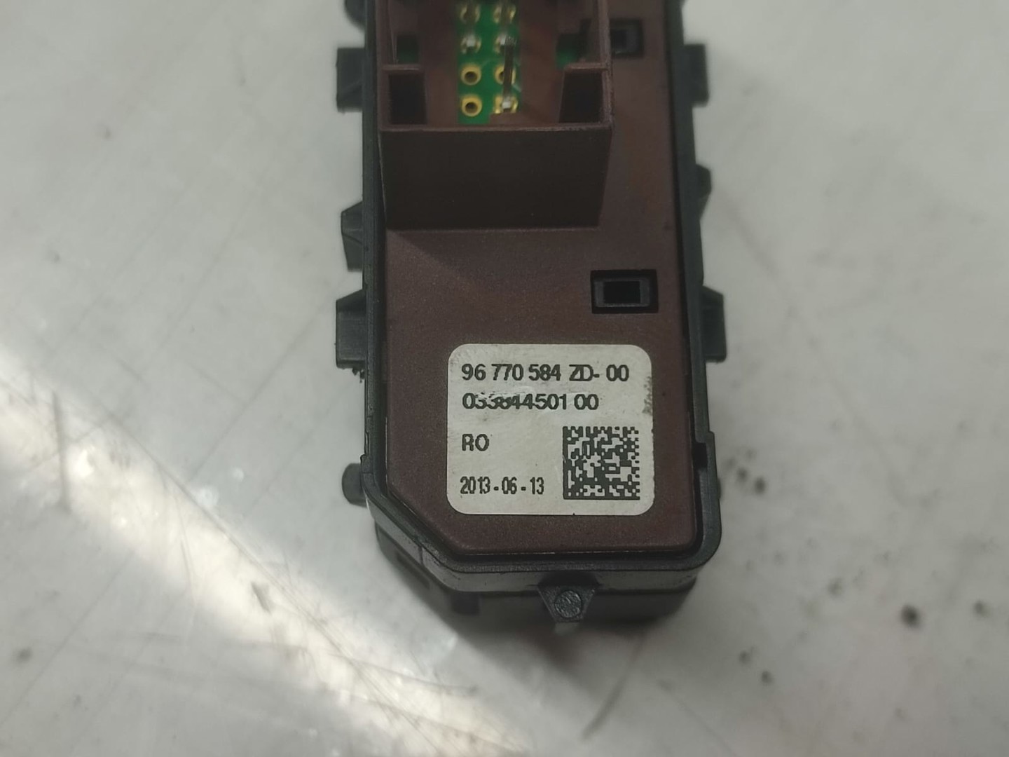 Buton portbagaj 96770584zd Peugeot 508 1 (2010 - 2014)