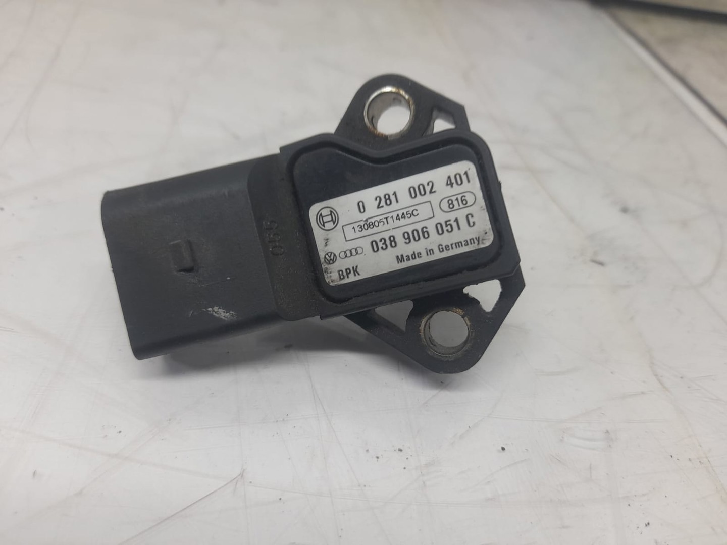 Senzor presiune admisie 038906051c Volkswagen Golf 5 (2003 - 2009)