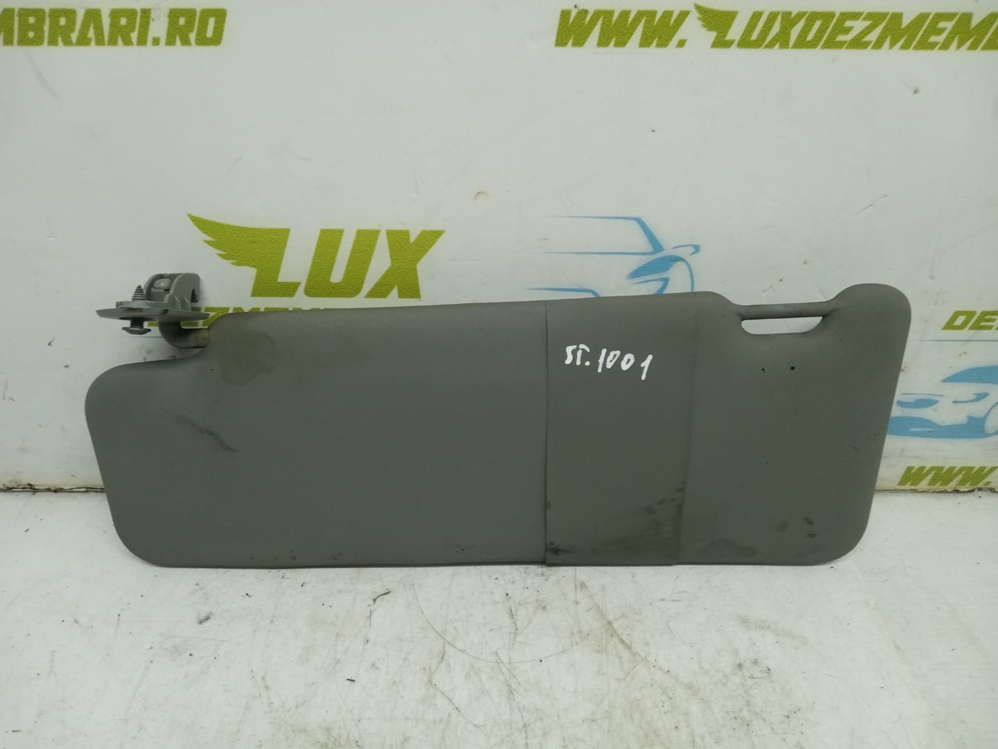 Parasolar stanga 8200703192 Dacia Logan 1 (2004 - 2008)