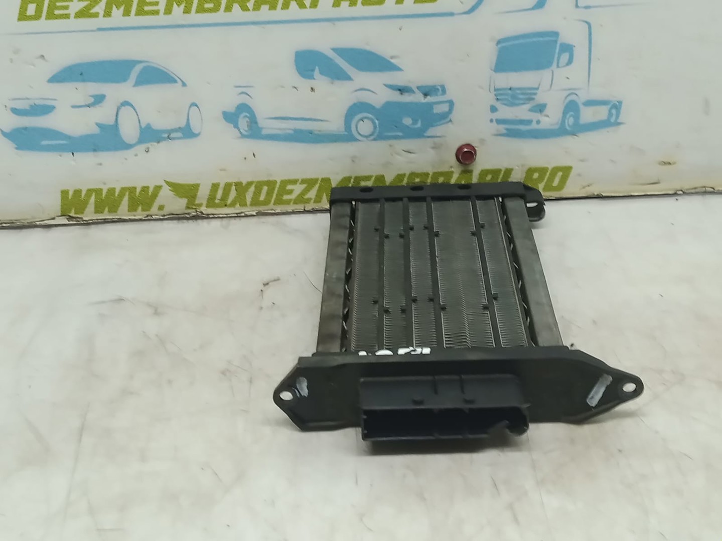 Radiator electric bord f667211z Dacia Logan 1 (2004 - 2008)