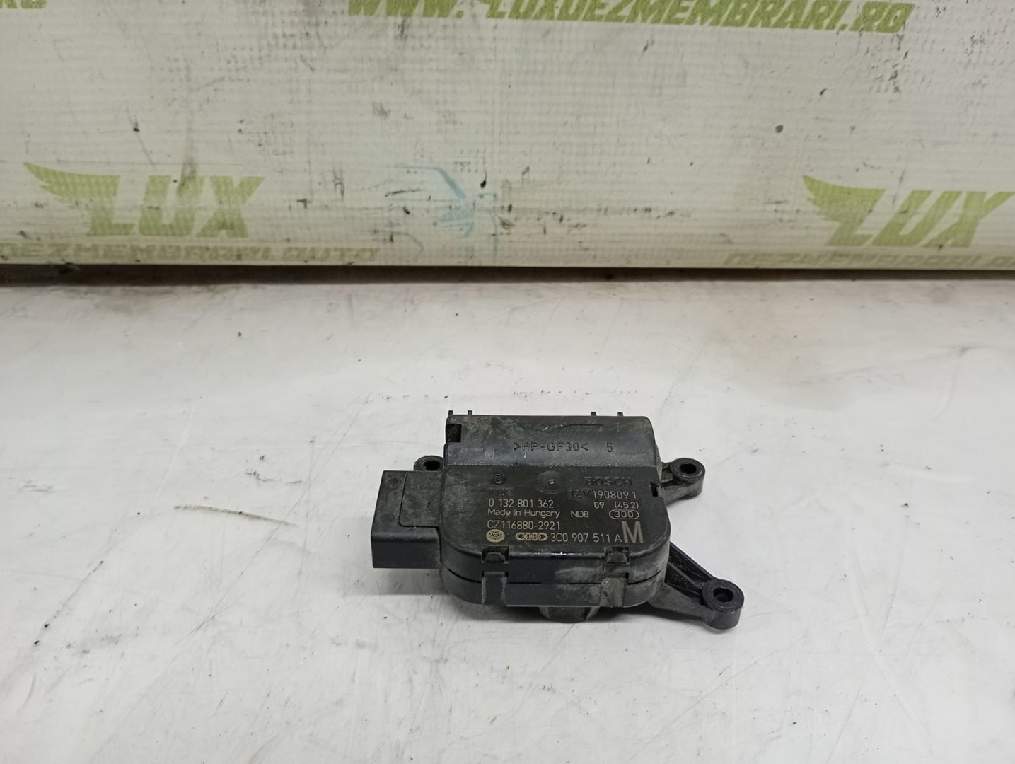 Motoras clapeta mixaj aer 0132801362 Volkswagen Golf 6 (2008 - 2015)