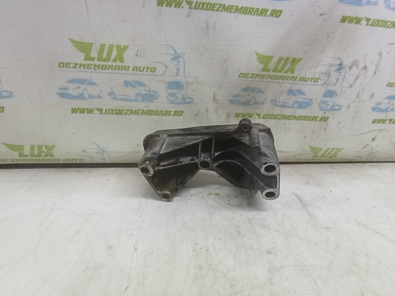 Suport motor 036199275d Volkswagen Golf 4 (1997 - 2006)
