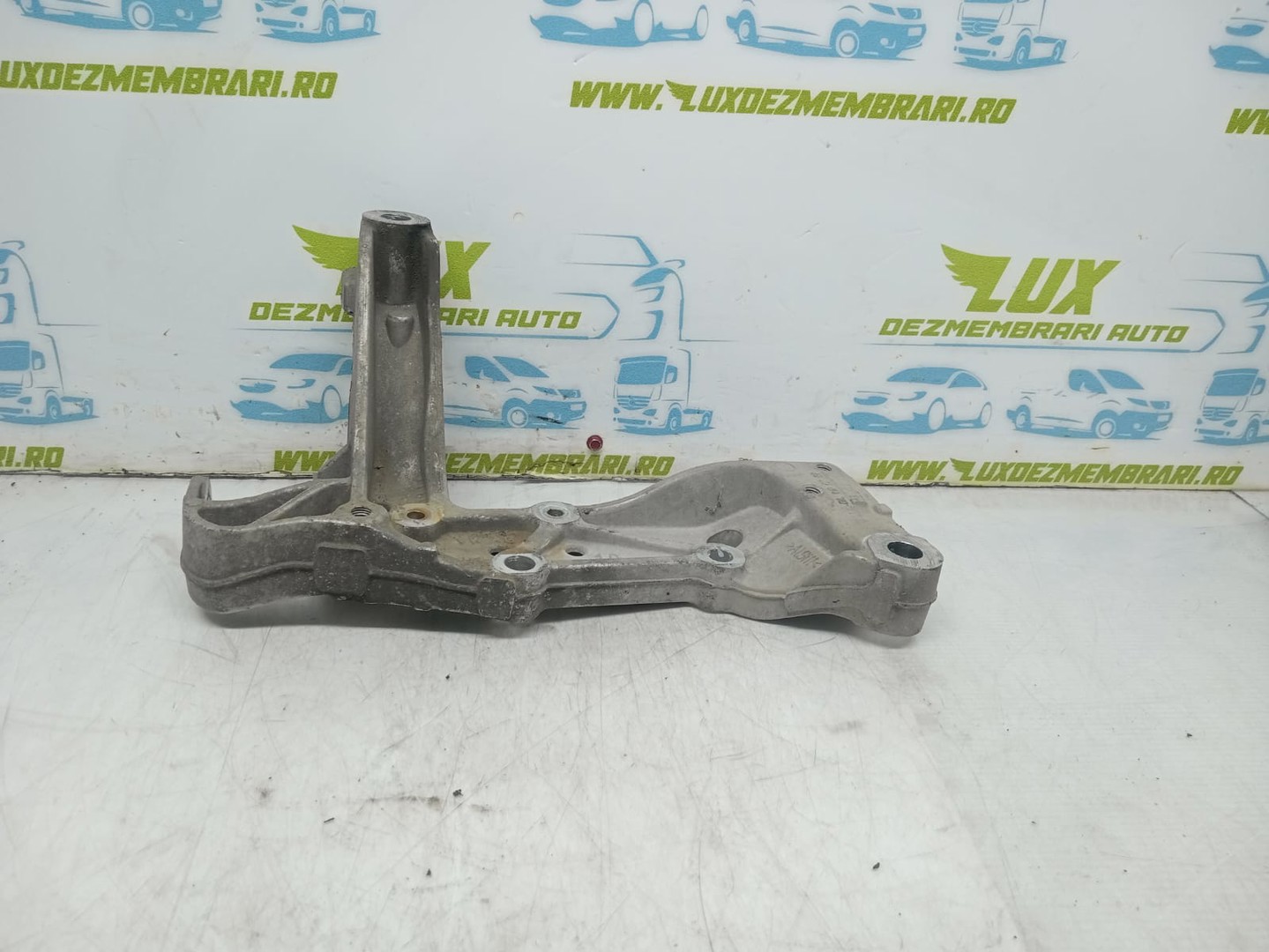 Brat suspensie fata 1k0199296E Volkswagen Golf 5 (2003 - 2009)