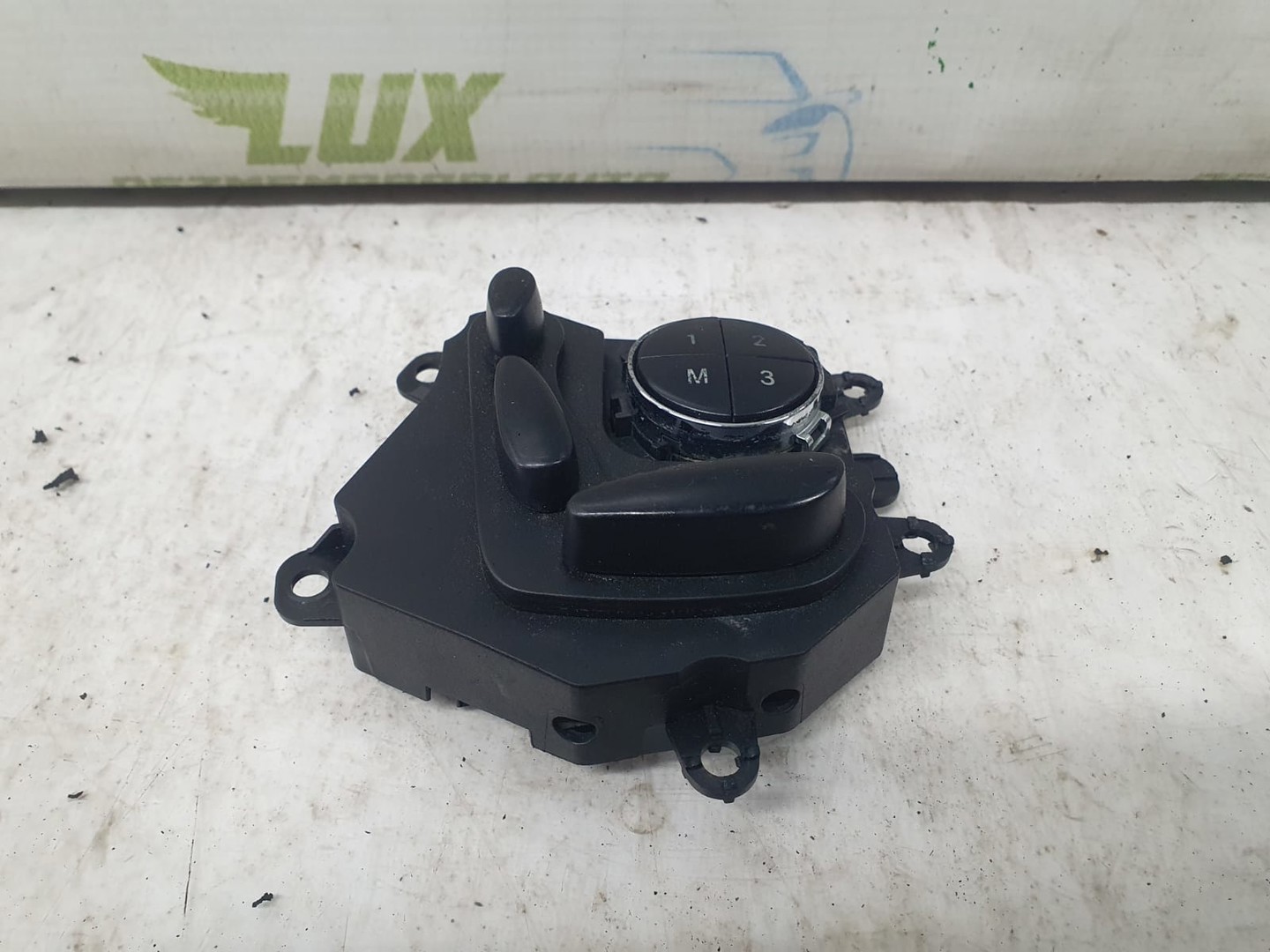 Panou comanda scaun 2118217979 Mercedes Benz CLS-Class C219 (2004 - 2008)
