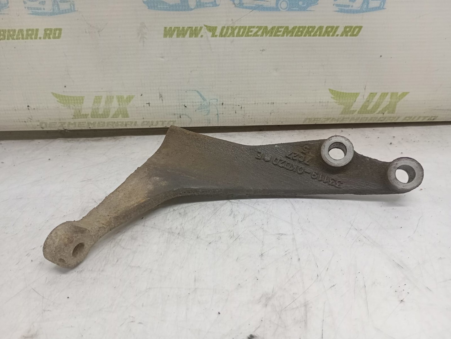 Suport cutie viteze 33119-0k020 Toyota Hilux 7 (2005 - 2008)