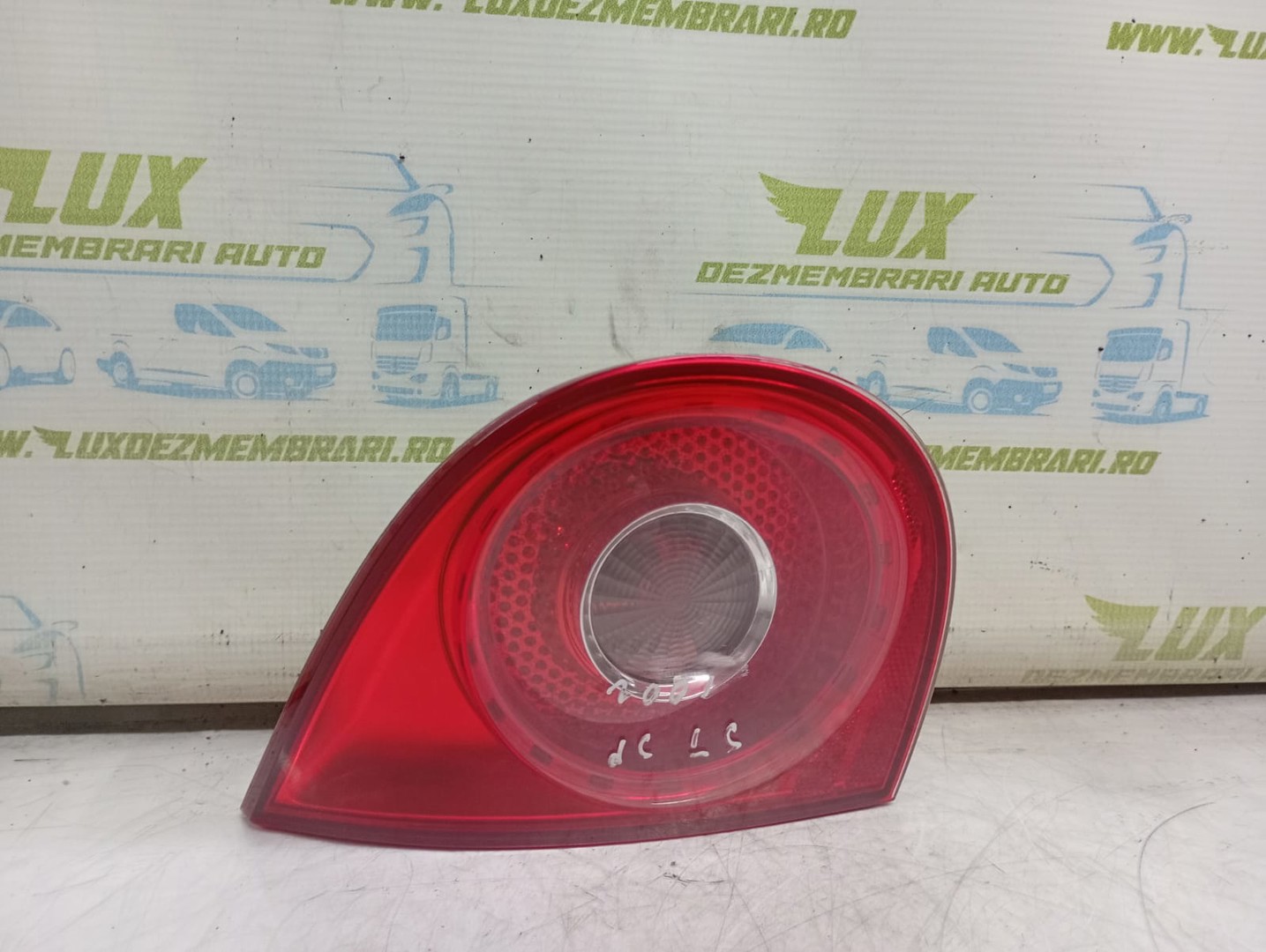 Stop stanga haion 1k6945093g Volkswagen Golf 5 (2003 - 2009)