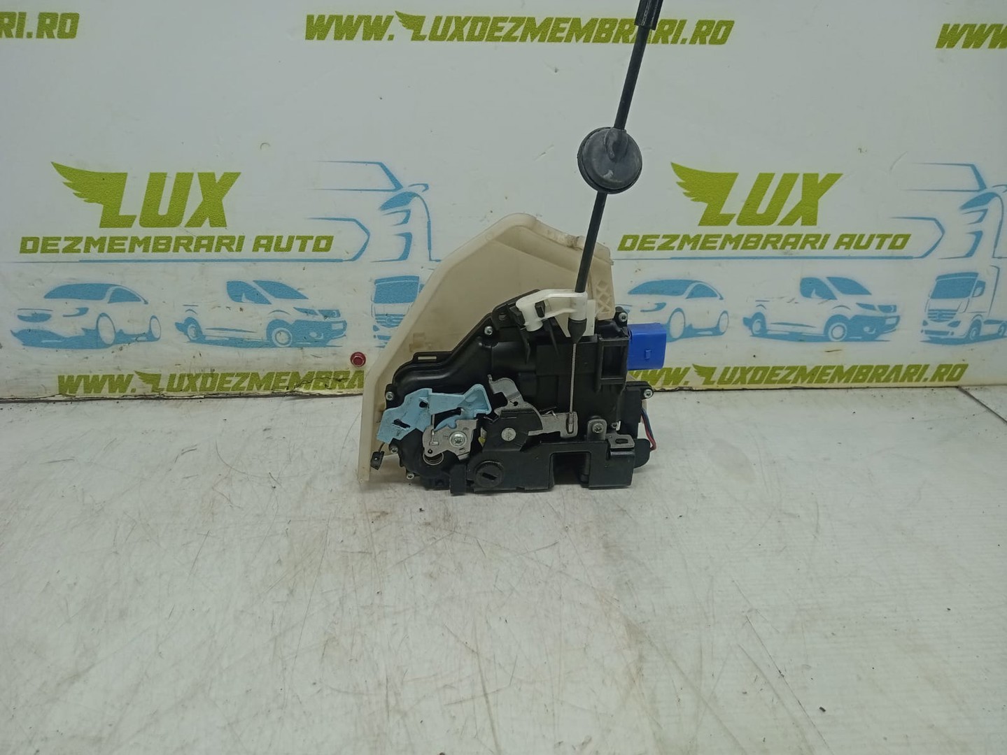 Broasca stanga spate 7L0839015D Volkswagen Golf 5 (2003 - 2009)