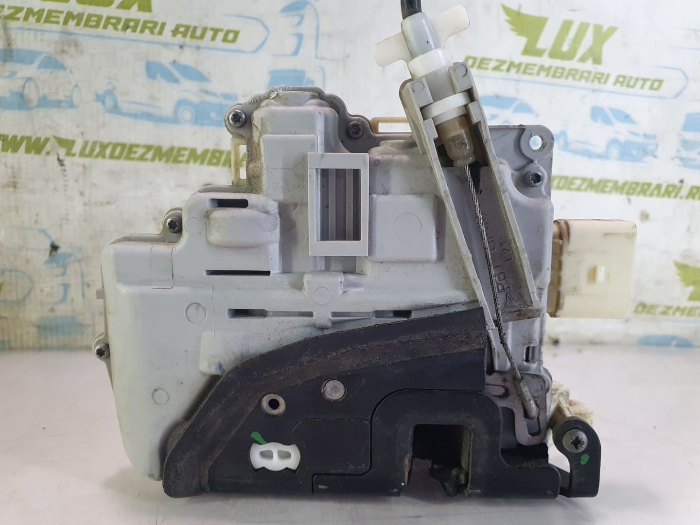 Broasca stanga fata 3c1837015a Volkswagen Passat B7 (2010 - 2015)