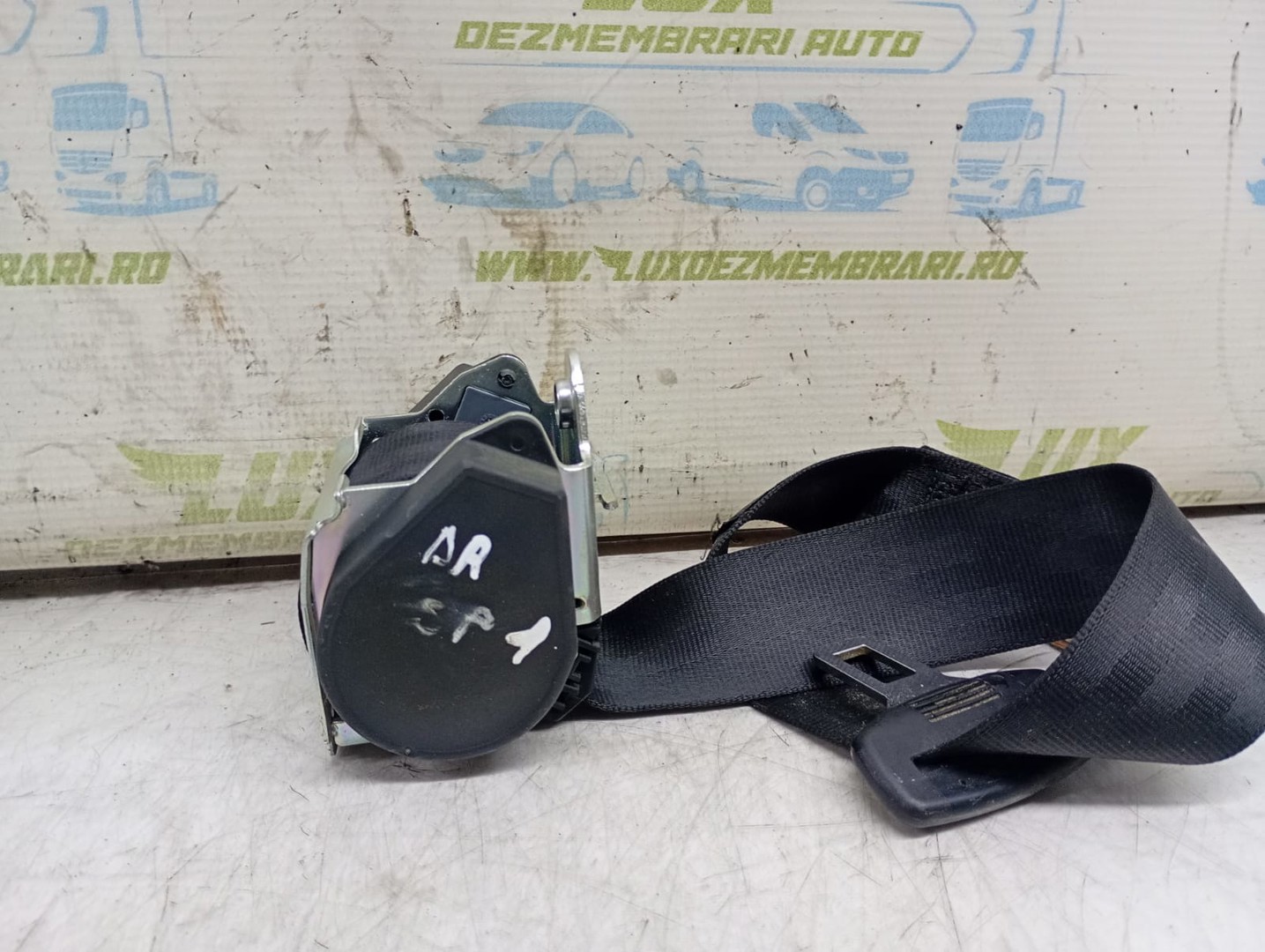 Centura siguranta spate 604548400 Volkswagen Golf 5 (2003 - 2009)