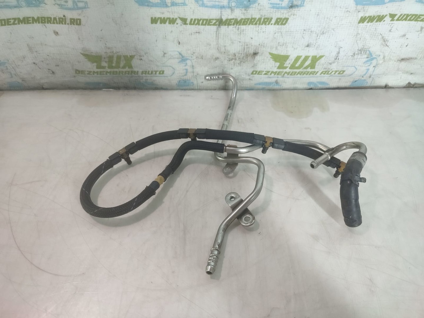 Conducta combustibil 03l201360ad Volkswagen Passat B7 (2010 - 2015)