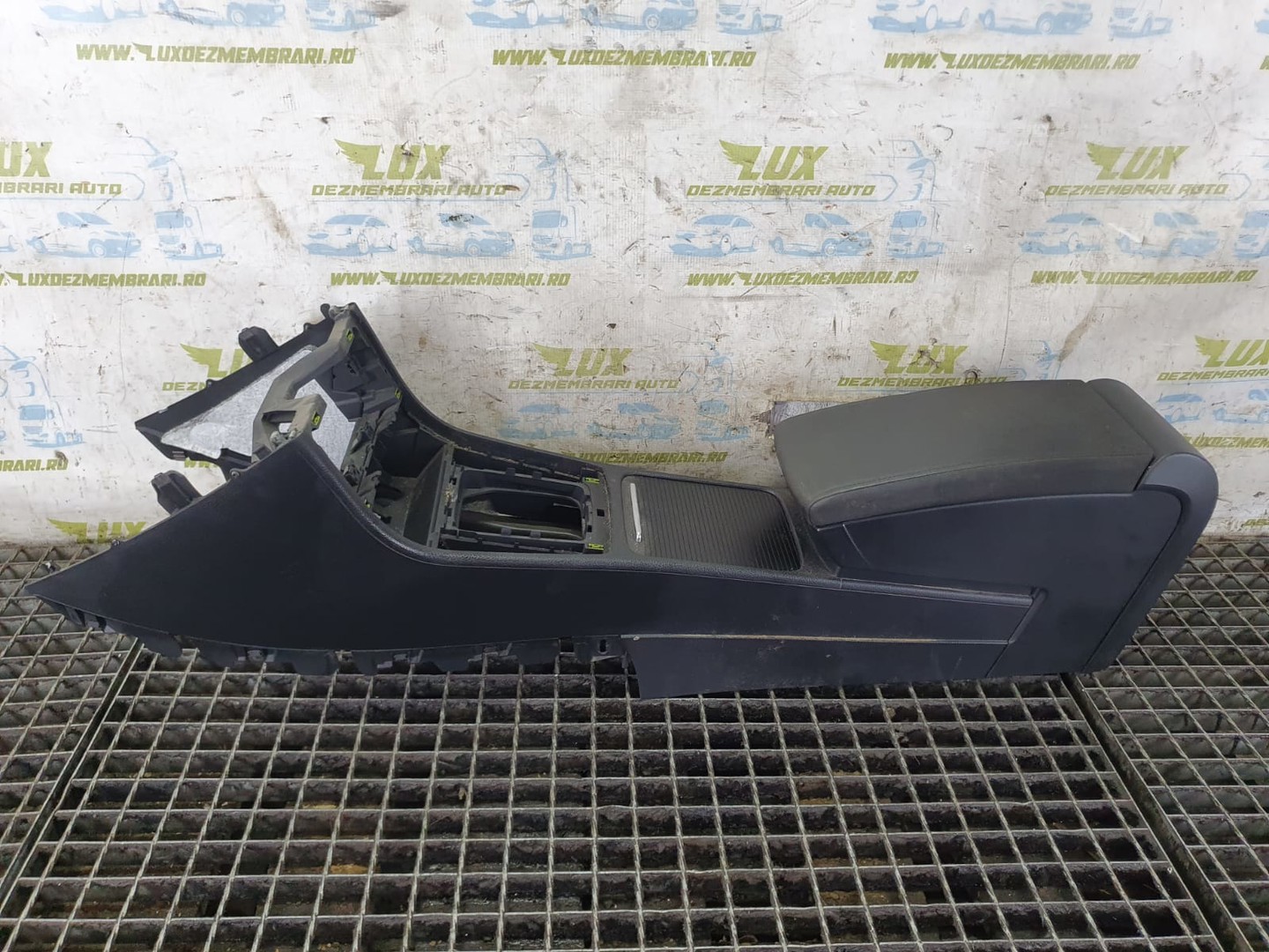 Consola centrala 3ab863241e Volkswagen Passat B7 (2010 - 2015)
