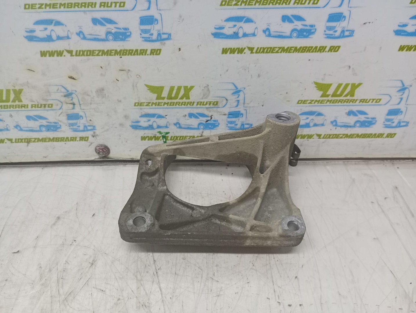 Suport motor 2211676111702 BMW Seria 5 E60/E61 (2003 - 2007)