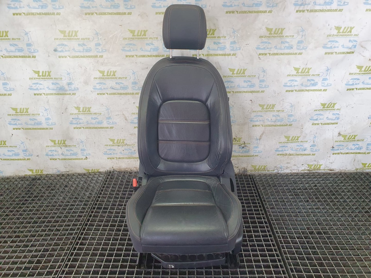 Scaun stanga fata Jaguar XE X760 (2014 - 2020)