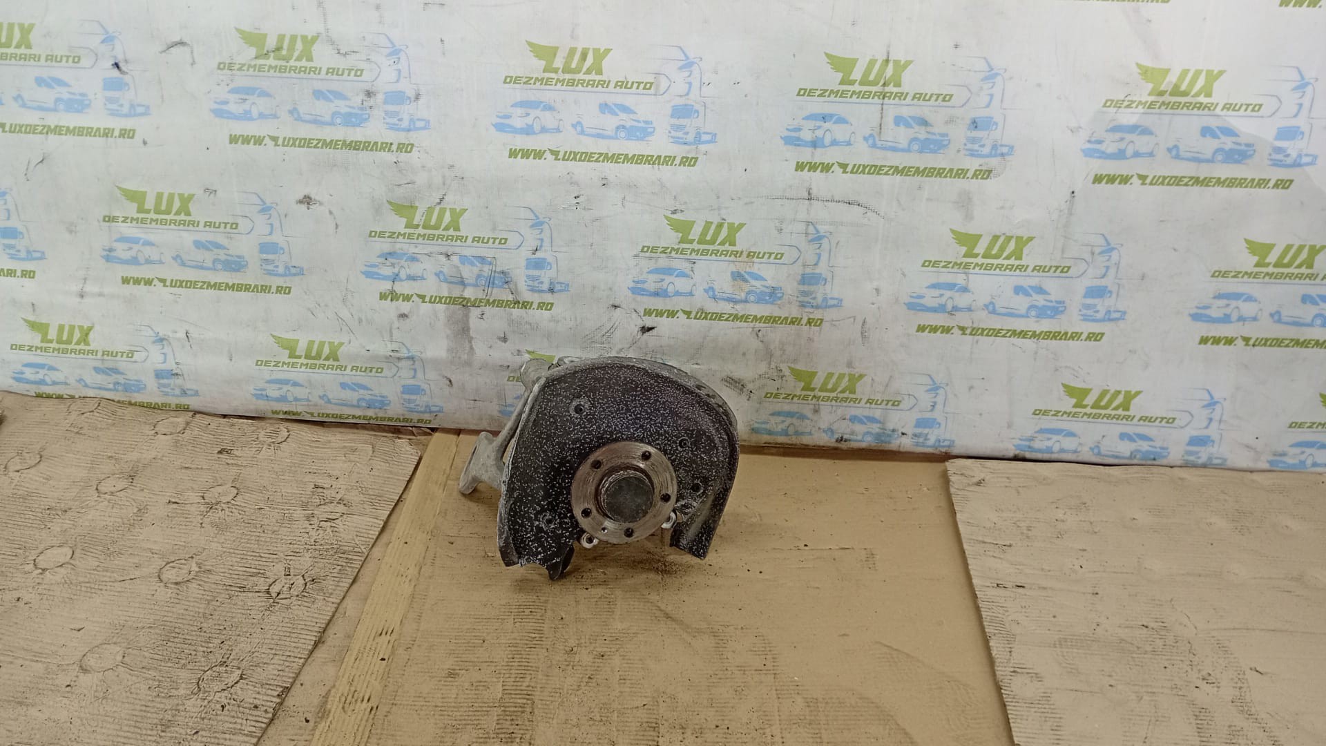 Fuzeta dreapta spate Audi A5 8T (2007 - 2011)
